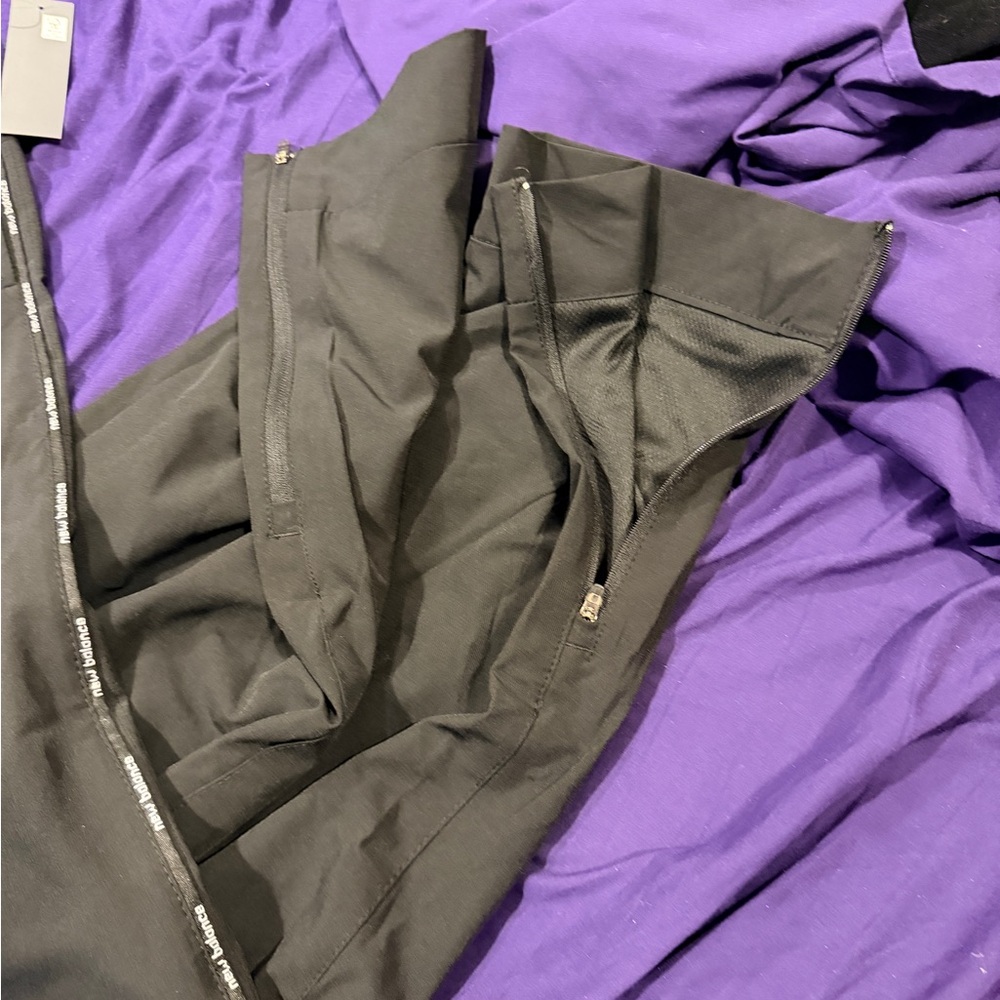 New Balance Charcoal Athletic Pants - Picture 2 of 4